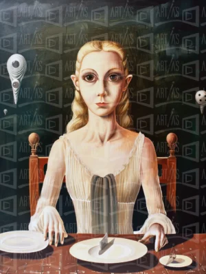 Retrato de una mujer sentada en una mesa con platos vacíos y elementos surrealistas en el fondo. | CUADROS DE ATREZZO PARA CINE Y PUBLICIDAD